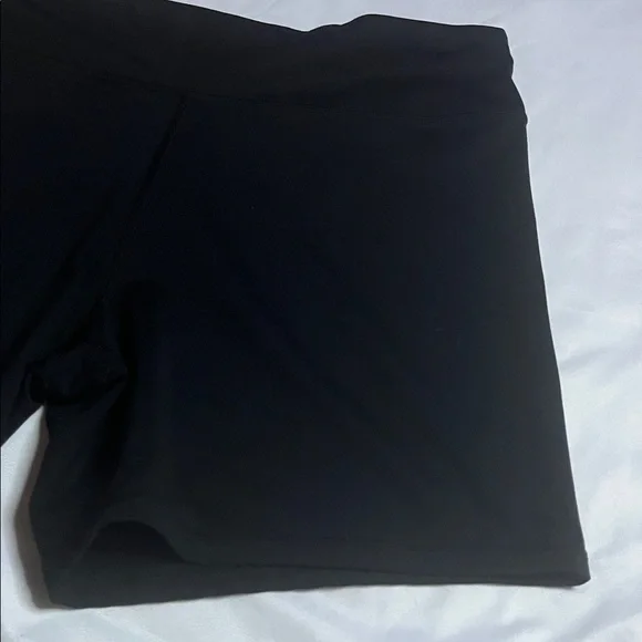 American Eagle The Everything Bike Shorts - Picture 3 of 5